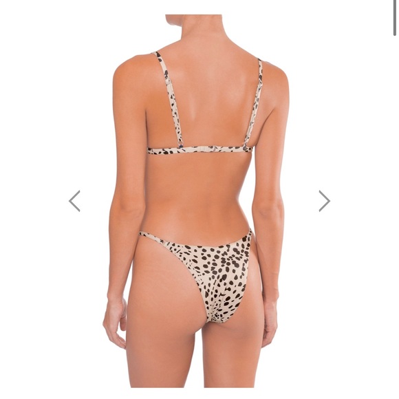 Oneone Swimwear (Alli Set-Small) - Picture 6 of 8